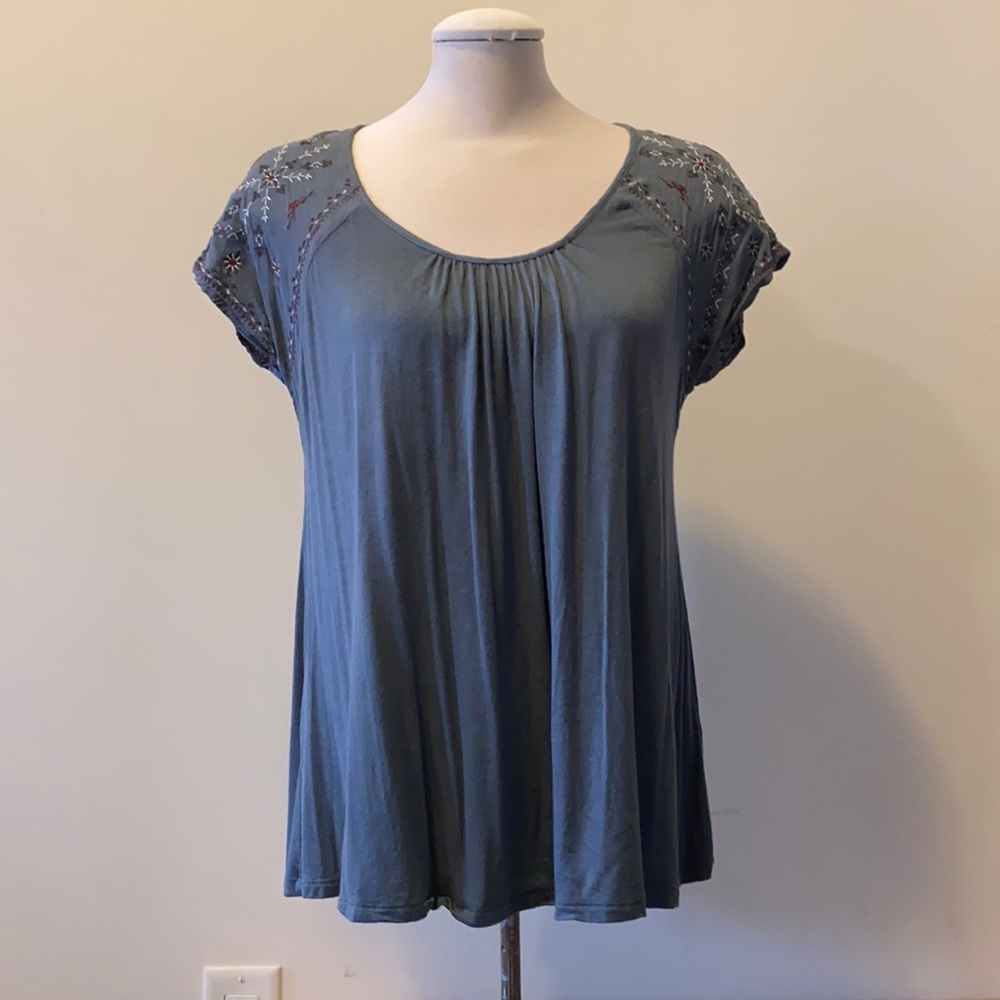 NEW Knox Rose simple blouse